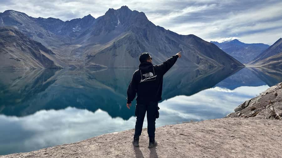 From Santiago: Maipo Canyon Tour with Andes Mountain view - The villages along El Volcán road