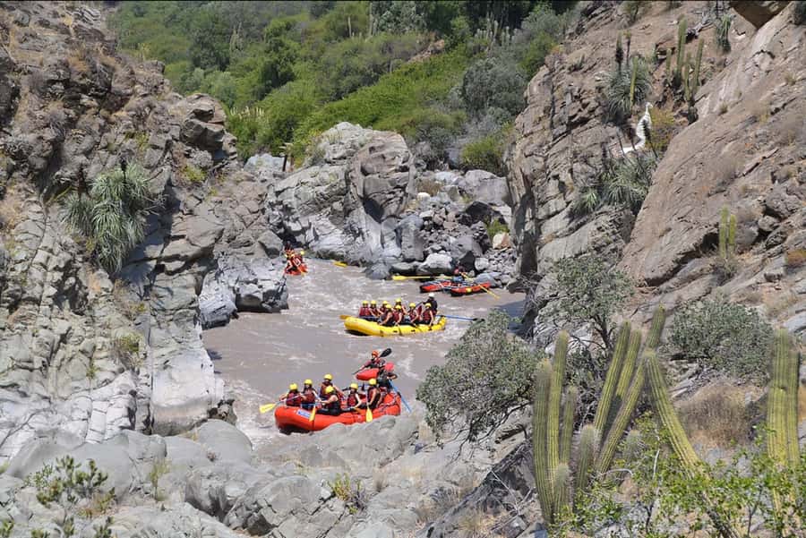 From Santiago: Rafting in the Maipo Canyon - The Santiago transport option and the eight-hour day