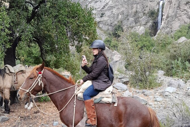 From Santiago to the Andes: 4x4, horseback riding, waterfall visit and barbecue - Key points to know before you book