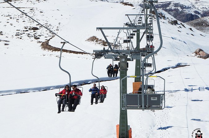 Full Day in the Farellones Park Fun in the Snow - Private transportation and a smaller group