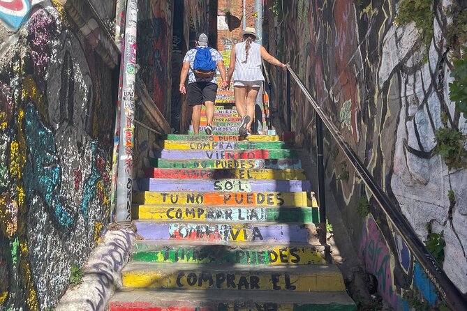 Full Day Private Tour in Casablanca Valparaíso and Viña del Mar - Valparaíso in four hours