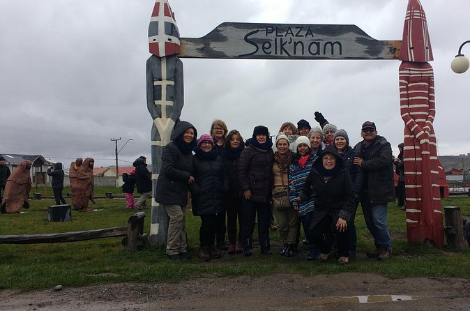 Full Day Tierra del Fuego King Penguins - The road to Parque Pinguino Rey