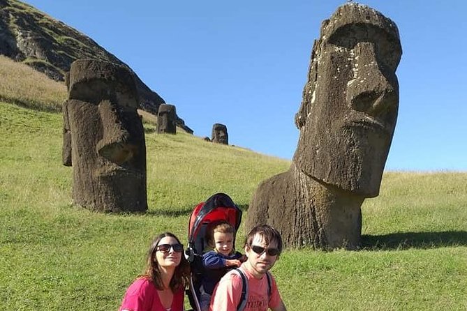 Full Day Tour - The Land of Hotu Matu´a - Anakena Beach, moai, and a change of setting