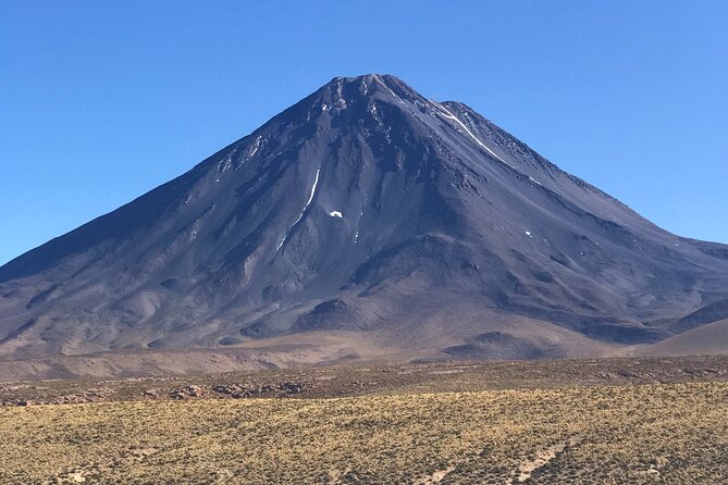 Full Day Tour to Ruta de los Salares - Guides, drivers, and the human side of the day