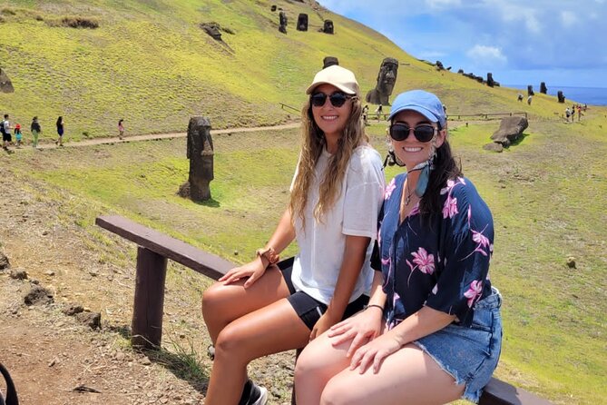 Full Day Tour to the Emblematic Sites in Rapa Nui - Orongo and Rano Kau: ceremony above the sea