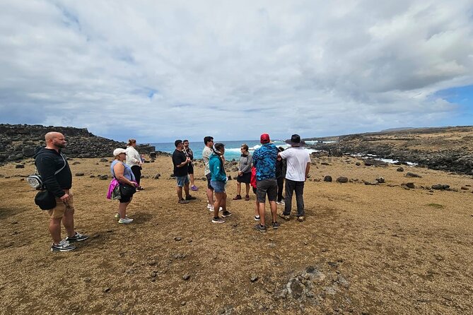 Full Day Tour to the Emblematic Sites in Rapa Nui - Ahu Akivi and the seven ocean-facing figures