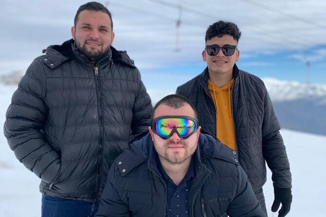 Full Day Tour to Valle Nevado and Panoramic Farellones - Farellones: snow time, a town stop, or a paid park?