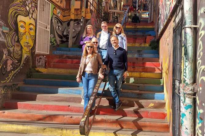 Full day Tour Viña del Mar & Valparaiso Highlights from Santiago - Why this coast trip makes sense from Santiago