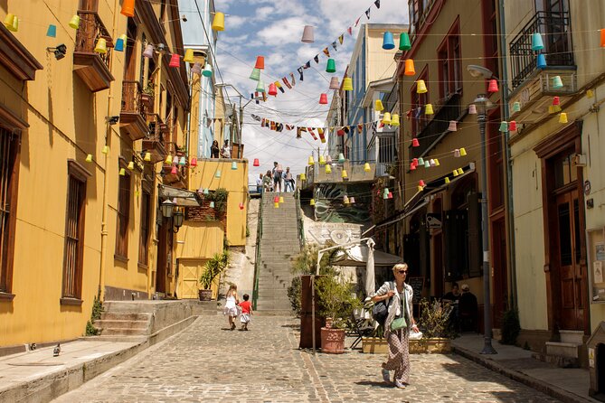 Full day Tour Viña del Mar & Valparaiso Highlights from Santiago - Should you book the Valparaiso and Viña del Mar tour?