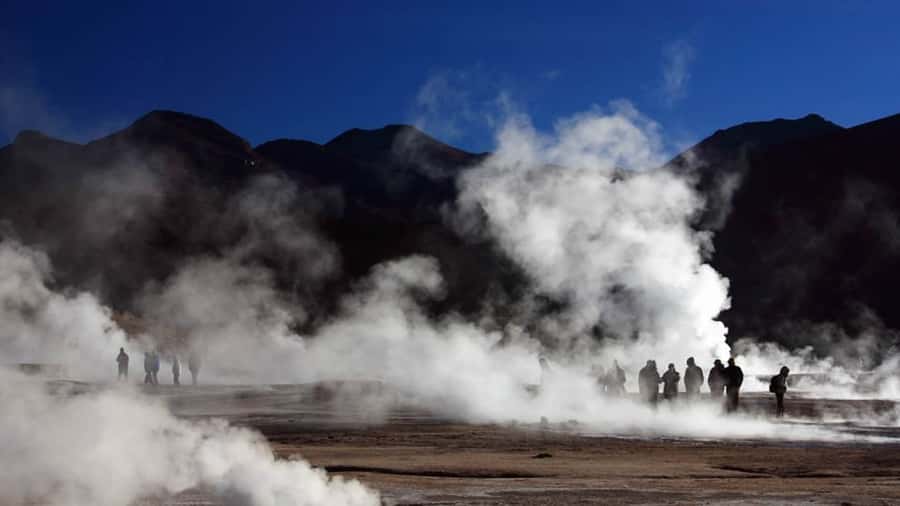 Full Desert. The most complete program you will find - Tatio Geysers from 4:30 to 11:00 a.m.