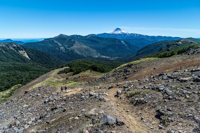 Guided ascent to the Quetrupillán volcano from Pucón - Snow, volcanic rock, and the climb to 2,370 meters