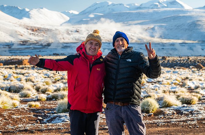 Guided tour to the Tatio Geyser breakfast at Geyser Blanco - Machuca brings food and community into the day
