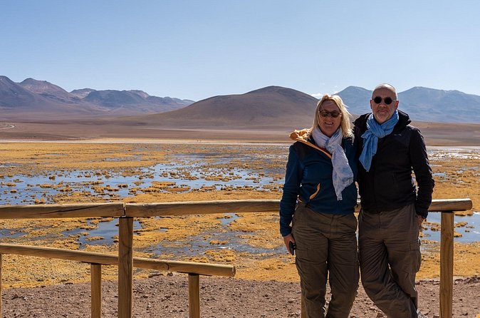 Guided tour to the Tatio Geyser breakfast at Geyser Blanco - The guide can shape the entire morning