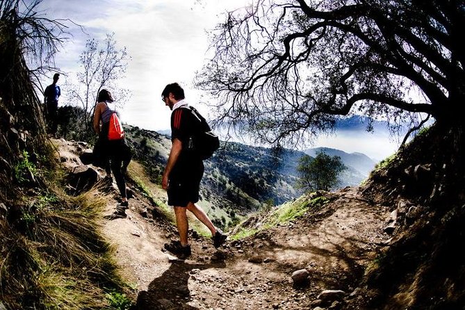 Half Day private Hike to Manquehue Hill, Incredible view of the Andes - The 9:00 a.m. Pickup and 30-Minute Drive