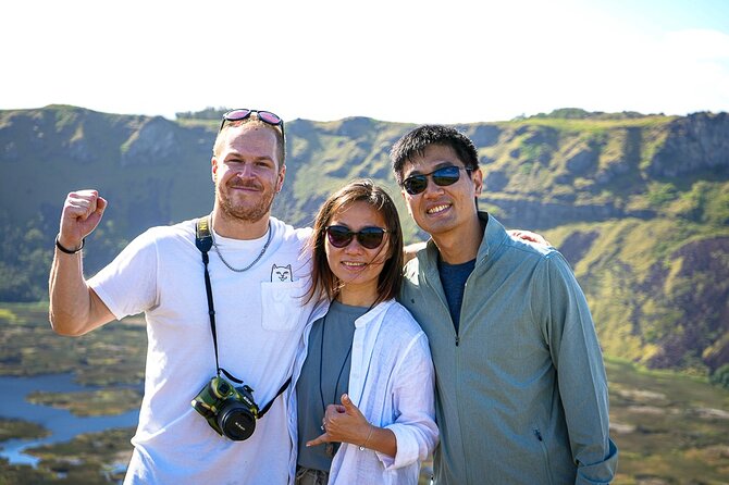 Half Day Private Tour: Rano Kau and Orongo the City of Kings - Ahu Vinapu and the moai connection