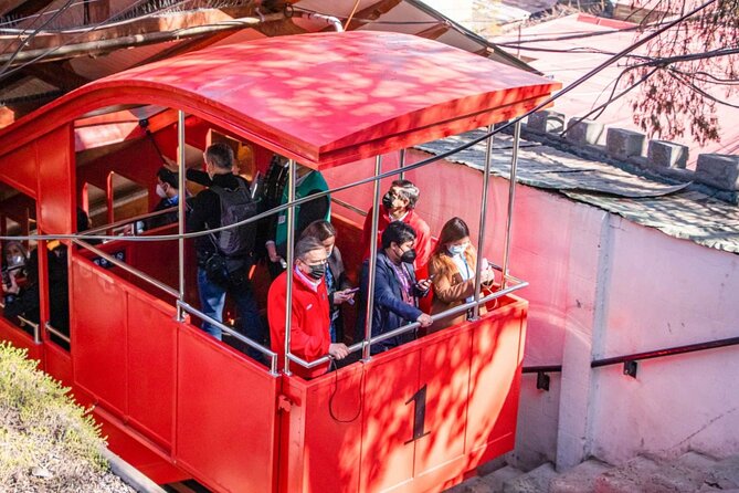 Hop-On Hop-Off Bus Tour with Cable Car and Funicular - Santa Lucía Hill and Plaza La Aviación
