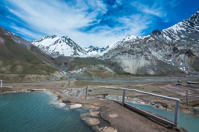 Hot Springs Cajon del Maipo Summer Tour - San José Volcano viewpoint and Cajón del Maipo Valley
