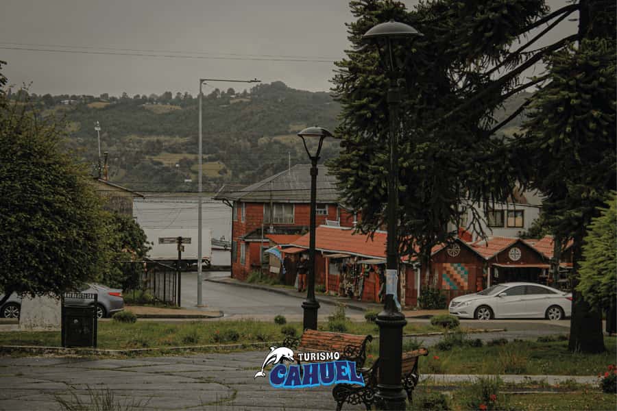 Inner Coast of Chiloé: Road and Sea. - Key points to know before booking