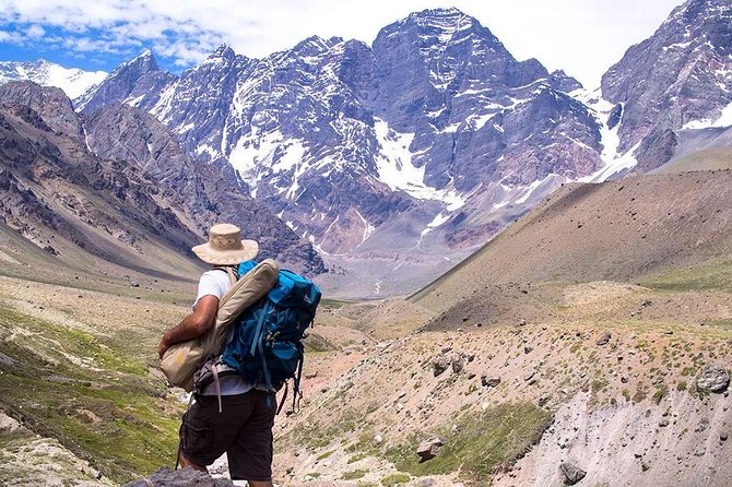 Juncal Andean Park: Hiking over a Glacial Tongue - Key points before you book