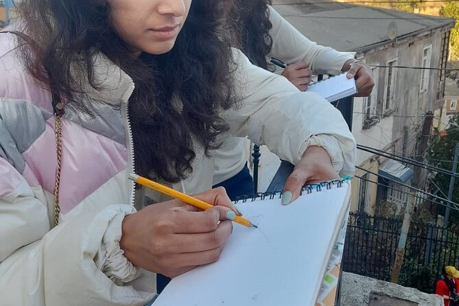 Learn Urban Sketching while you tour Valparaíso - Using Streets, Stairs, and Houses as Your Subject