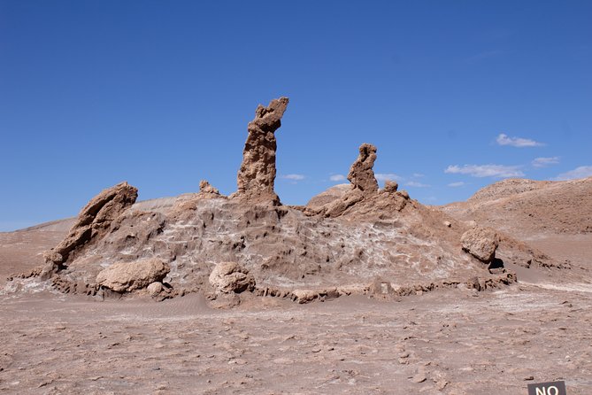 Lunar Landscape Adventure in Valle de la Luna - What the English-speaking guide adds
