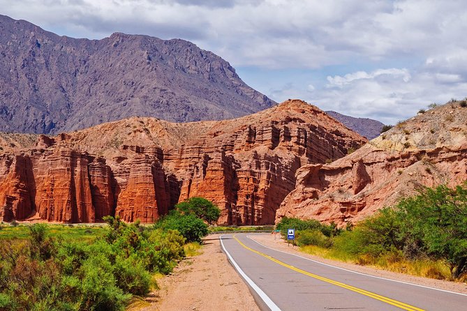 Moon Valley Tour from San Pedro de Atacama - Moon Valley’s caves, statues, and amphitheater