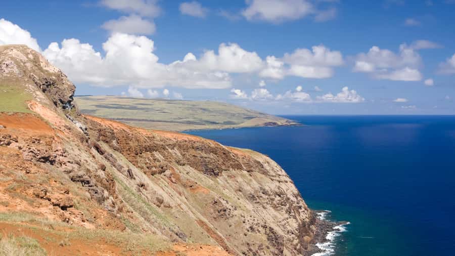 Mystery of the Poike:Walk through the most unknown Rapa Nui - Ana O Keke: the cave that makes the walk worthwhile