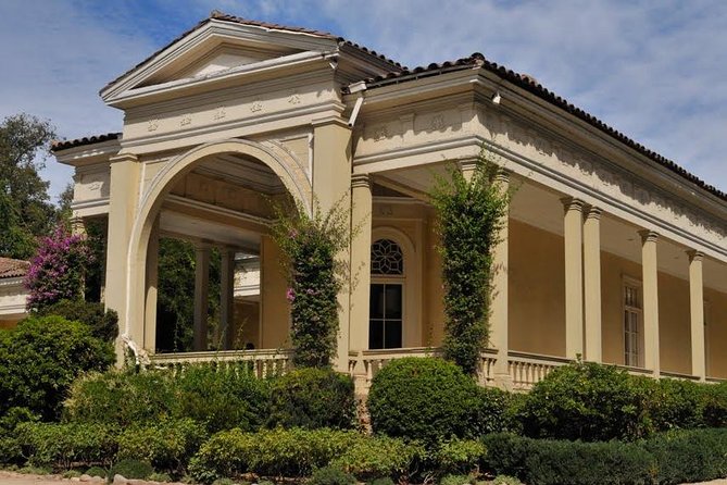 New Premium Concha y Toro Tour Includes winetasting & Transport - The park and the Concha y Toro family home