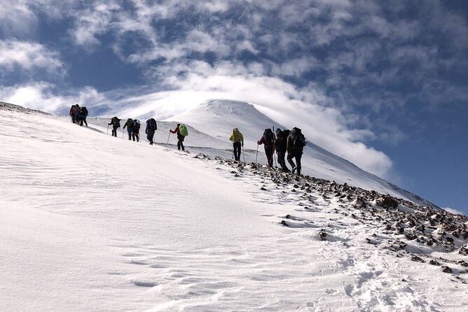 Osorno Volcáno guided ascent - The day-before meeting helps set you up