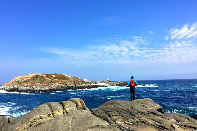 Pacific Ocean Hike Private Tour 7K - Guide Juan and the personal touch
