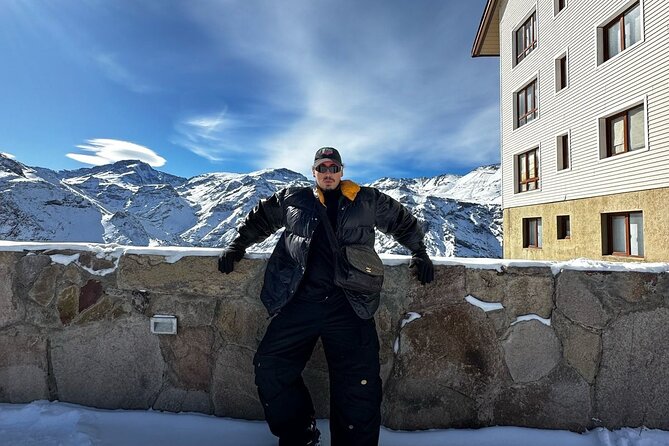 Panoramic Andes Valle Nevado and Farellones - The guide and the feel of the day