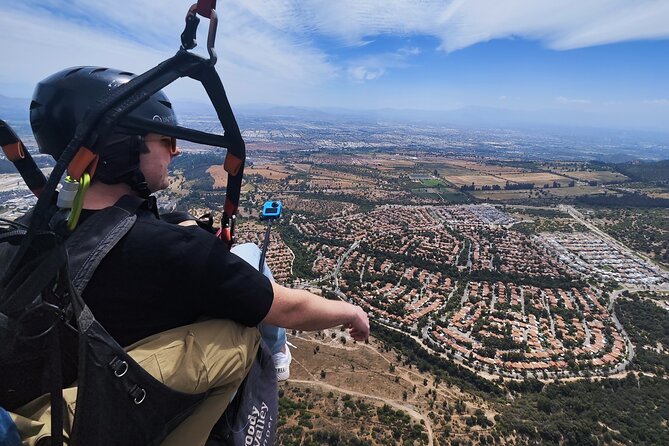 Paragliding in Santiago and Paragliding Santiago - Who will enjoy this flight most?