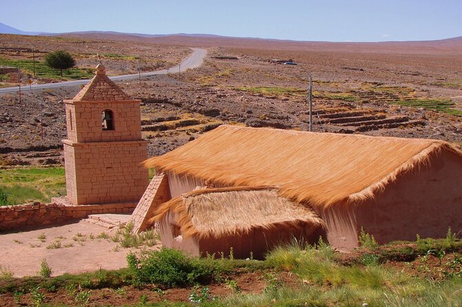 Piedras Rojas Salt Flats and Altiplanic Lagoons - Socaire and the Iglesia de Socaire