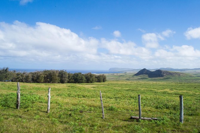Poike: Full Day Hike - Following the archaeological route across the peninsula