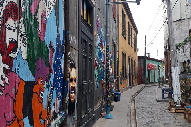 Post-Cruise Valparaíso & Viña del Mar Tour to Santiago 4-Pax Deal - Viña del Mar and the Pacific coast