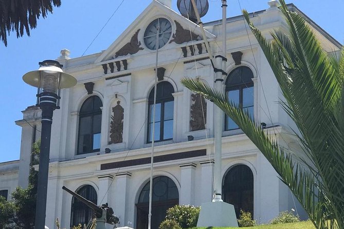 Pre or Post Valparaiso Cruise with Santiago City Tour and optional Vineyard - The optional Viña Undurraga wine visit