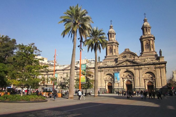 Premium Semi-Private Half Day Tour Santiago Highlights - Taking in Cerro Santa Lucia