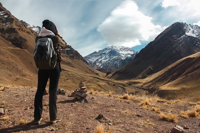 Private Day Trip to Aconcagua Park Argentina and Inca's Lagoon from Santiago - Weather, altitude, and the border pass