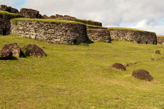 Private Full-Day Easter Island Highlights North and West - Why this route works well in six and a half hours
