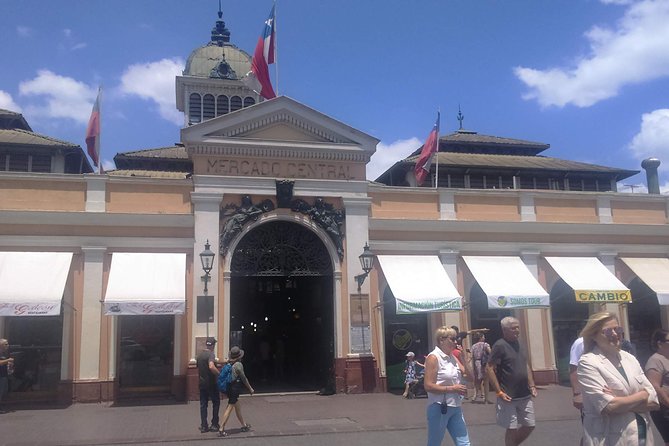 Private Half Day Santiago City Highlights Tour - Parque Forestal and Barrio Lastarria