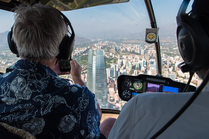 Private Helicopter Tour above Santiago with hotel transport - San Cristóbal Hill and the Virgin Mary