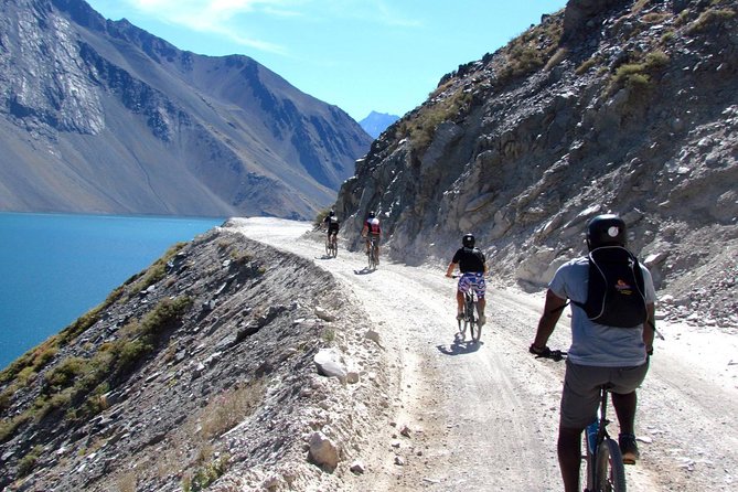 Private Mountain Bike Tour to El Yeso Reservoir and Maipo Valley - Breakfast with the Andes around you