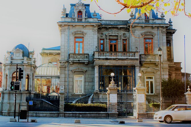 Private Punta Arenas Pioneers and Palacios City Tour - Cerro de la Cruz and the city from above