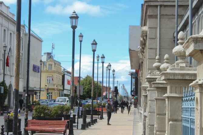 Private Punta Arenas Pioneers and Palacios City Tour - Plaza de Armas and the names on the square