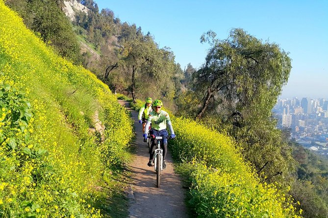 Private San Cristobal Hill Mountain Bike Tour - Starting at El Comendador 2060 in Providencia