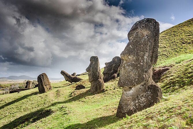 Private Tour: 2 Half Days & 2 Full Days - Day four: sunrise at Ahu Tongariki