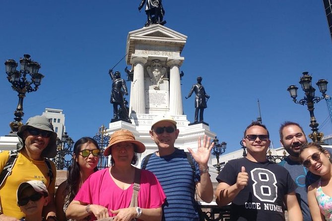 PRIVATE TOUR: Pre-Post Cruise Viña del Mar Valparaiso and Casablanca Winery tour - Cerro Alegre, Cerro Concepción, and the city’s painted streets