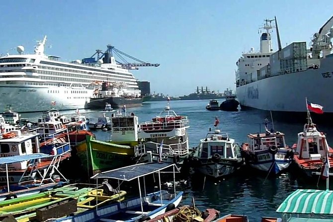 PRIVATE TOUR: Pre-Post Cruise Viña del Mar Valparaiso and Casablanca Winery tour - Starting at the port and reaching Valparaíso