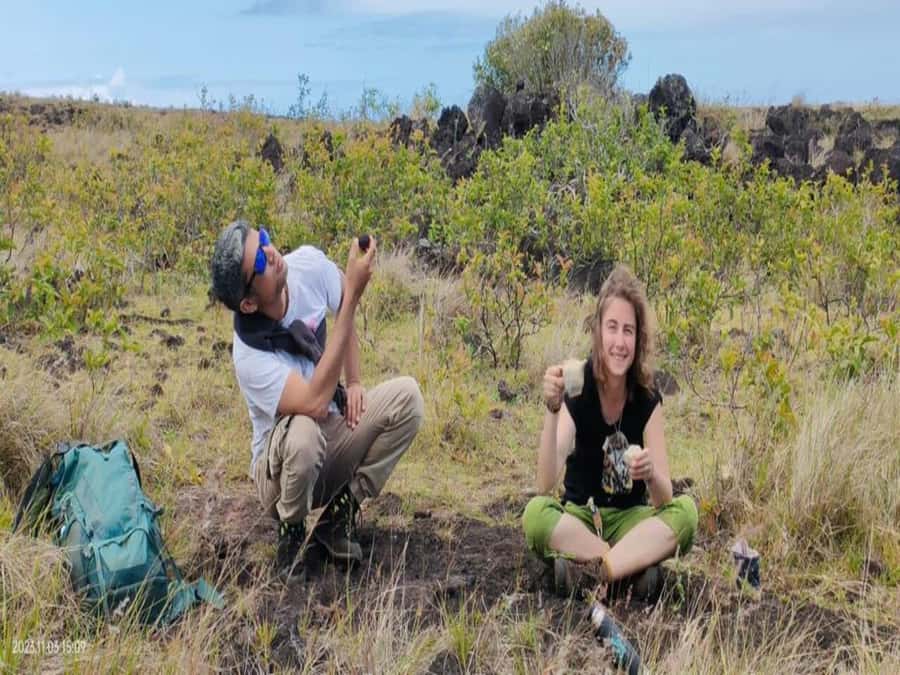 Private Tour: The Underground World of Rapa Nui Caves - Ana Kakenga and the first step into the lava tubes