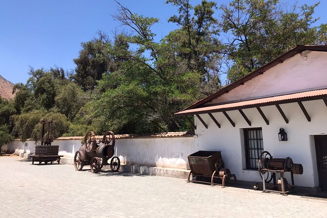 Private Tour to Viña Santa Rita - Leaving Santiago for Viña Santa Rita